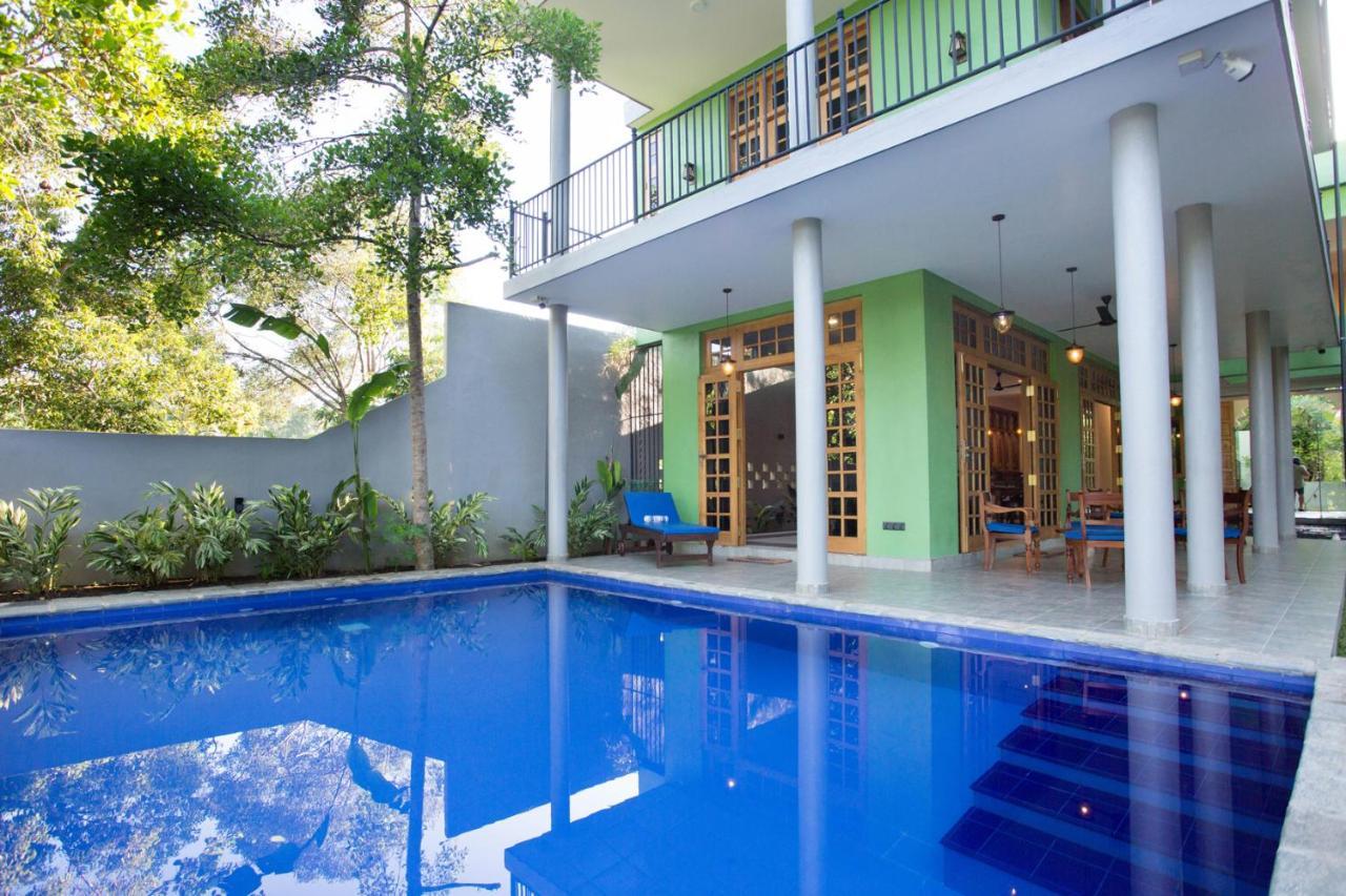 Barefoot Bungalow Hikka Hikkaduwa Exteriör bild